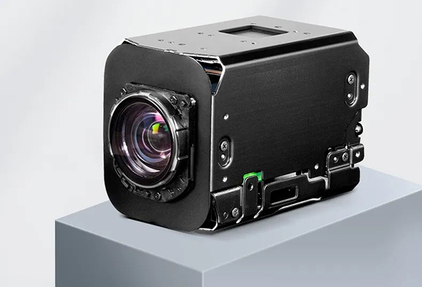 FCB-CR8530